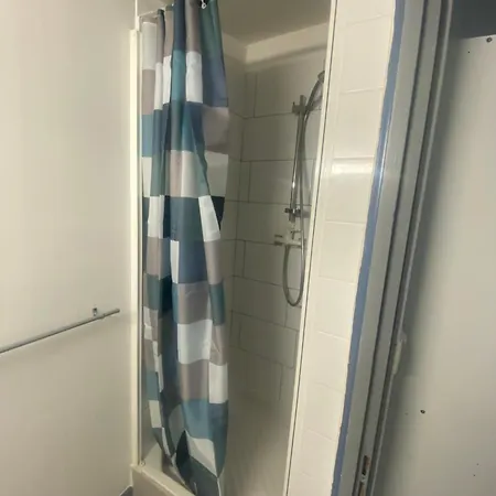 Appartement Très Bel Mezzanine De 37m2 Refait à Neuf Gruissan
