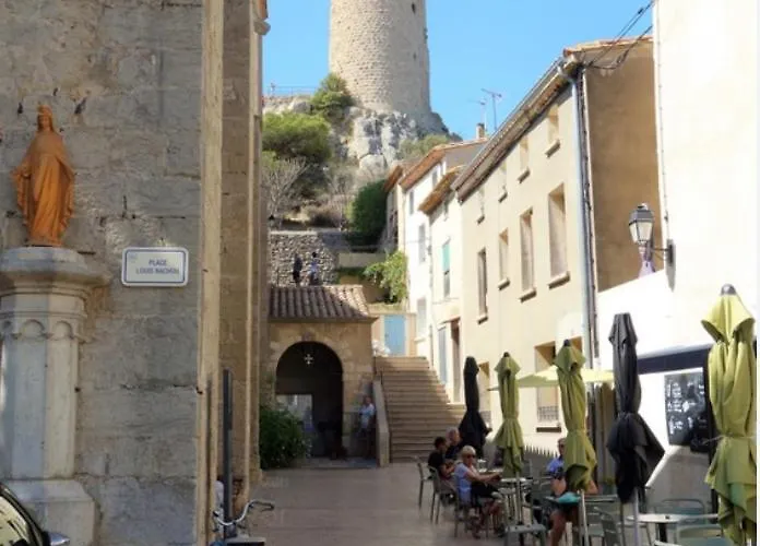 L D Ange 1 Idealement Situe 37m2 Entre Port Et Village Appartement Gruissan